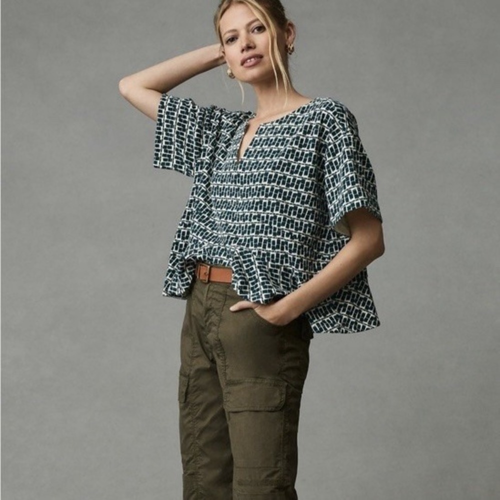 NWT Anthropologie M Green Ivory Geometric Peplum Flutter Sleeve Cotton Blouse